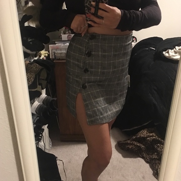 NWT Lush plaid skirt - Picture 6 of 6